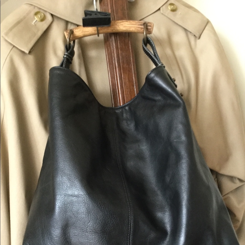 VIA REPUBBLICA Black Wood handle Tote